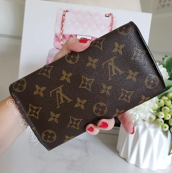 *SOLD* Authentic Pre-owned Vintage Louis Vuitton Tri-fold Long Wallet - Picture 5 of 15